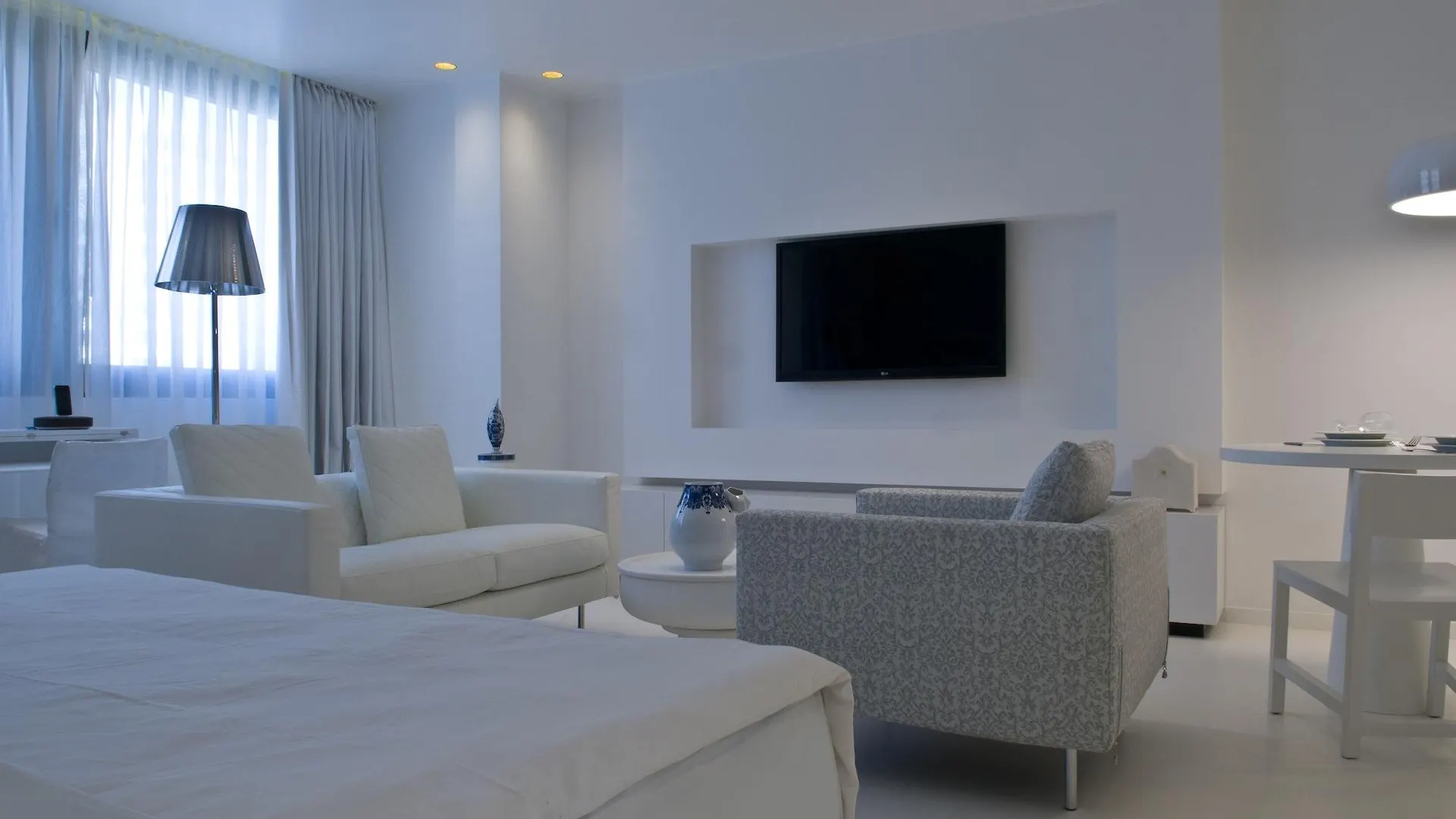 B-Aparthotel Regent Brüksel 4*,  Belçika